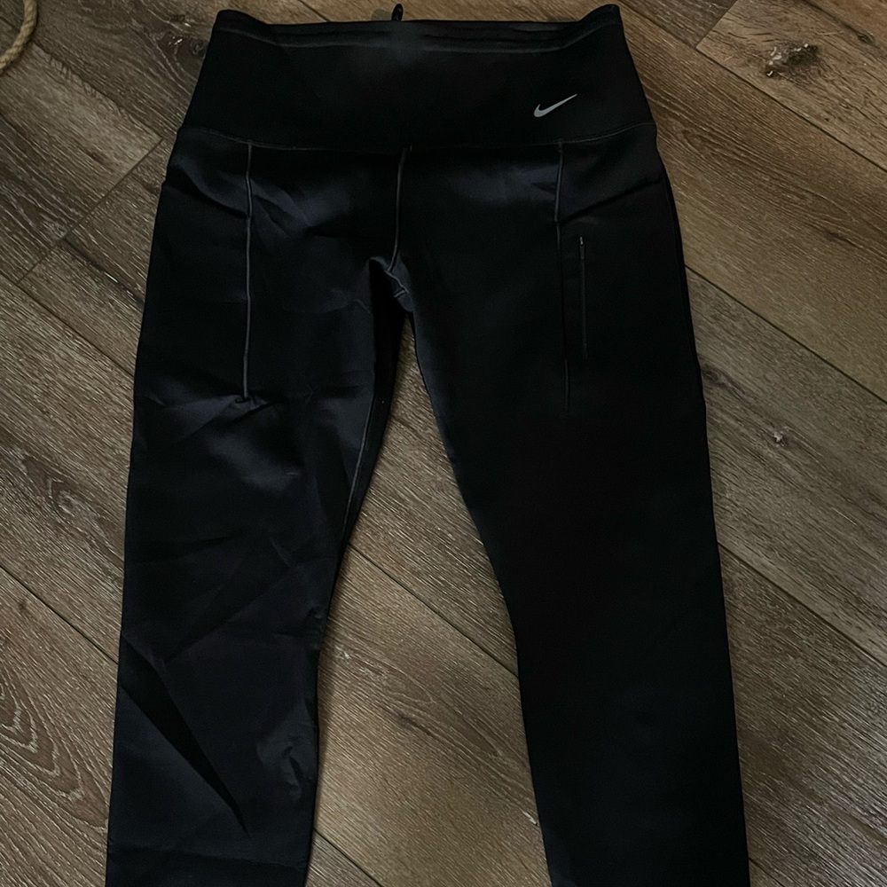 COPY - Nike go legging